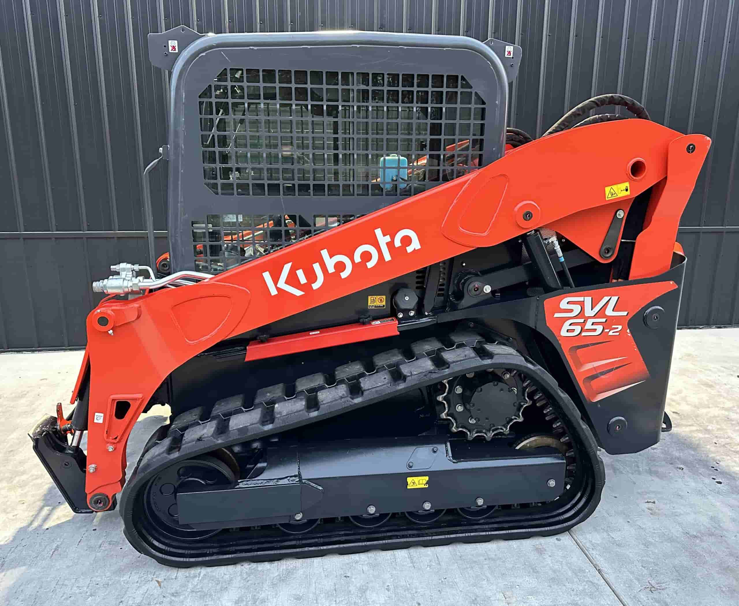 2022 KUBOTA SVL65-2
